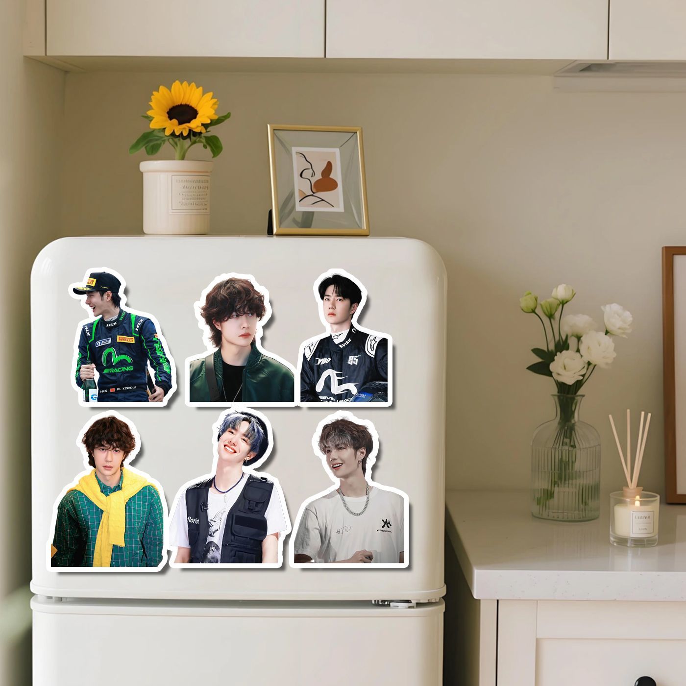 Naklejka na lodówkę Wang Yibo, – Home Decor Sticker recenzja i cena
