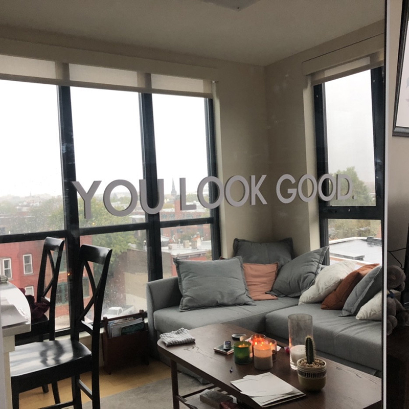 You Look Good Mirror Naklejka  – Home Decor Vinyl Flooring recenzja i cena